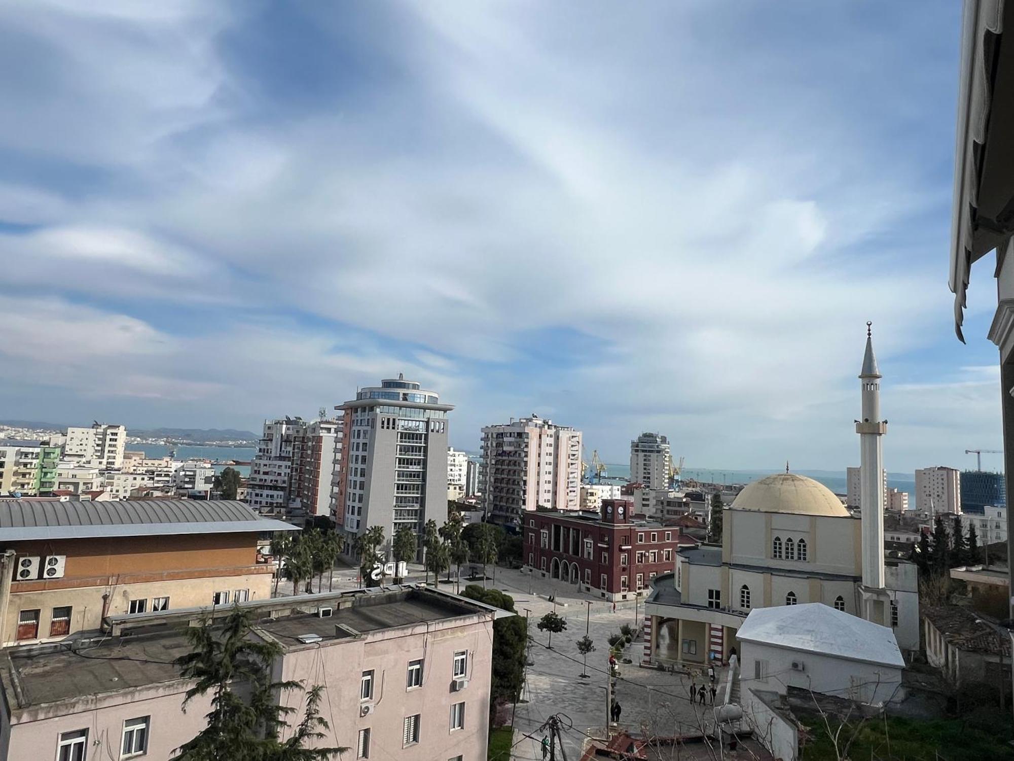 Dorian Central Appartment Durres Exterior photo