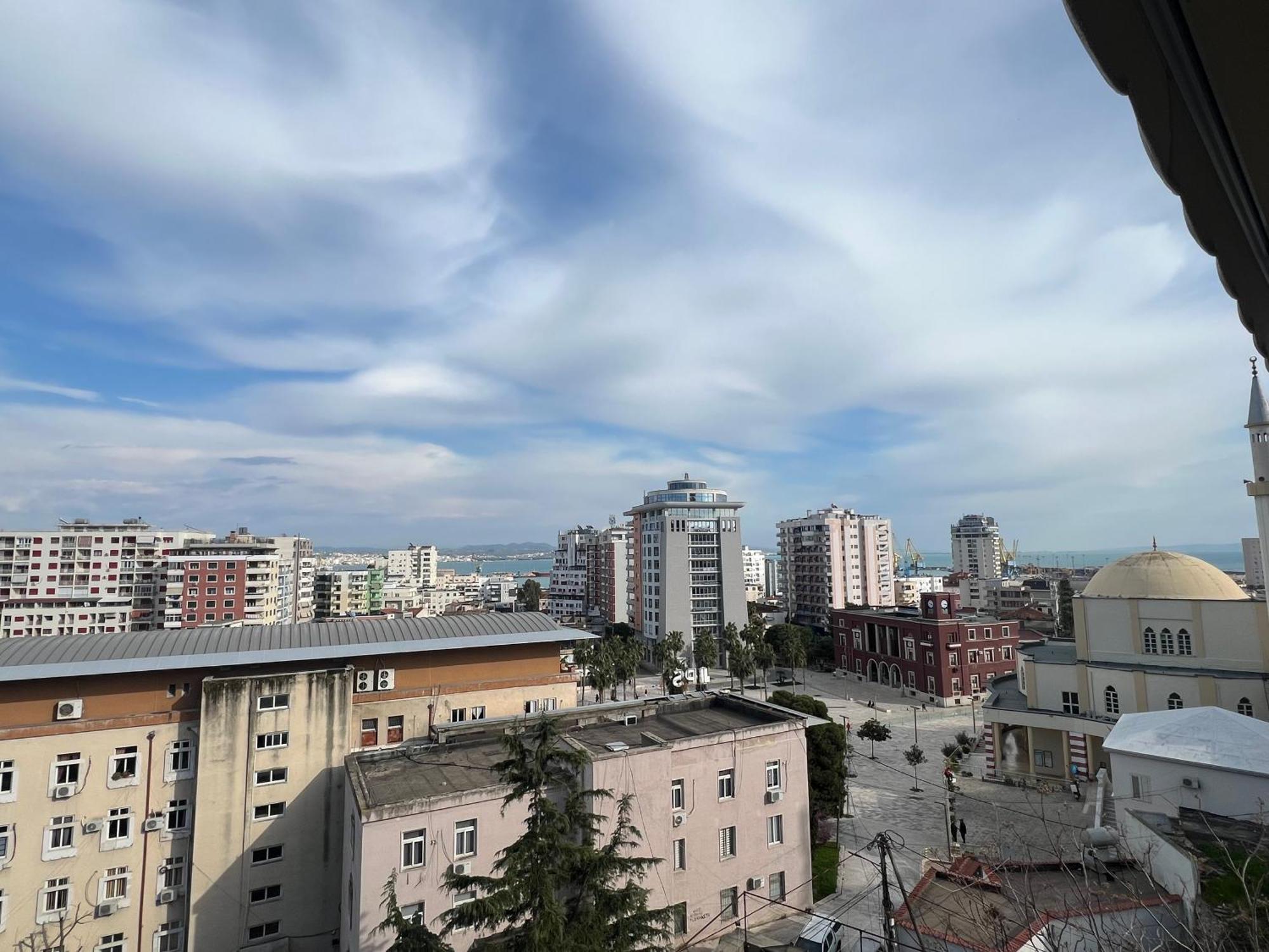 Dorian Central Appartment Durres Exterior photo